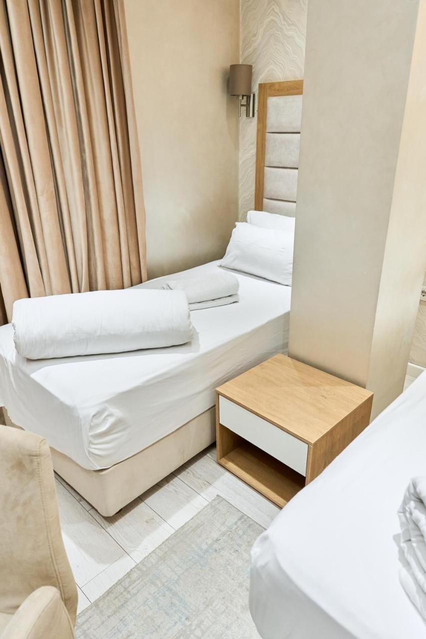 Edem Hotel Turkistan Værelse billede